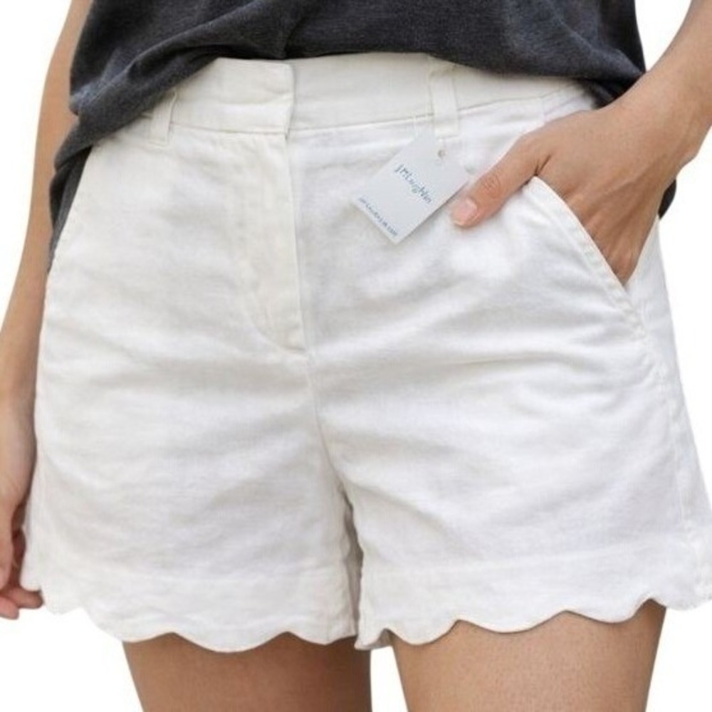 J. McLaughlin White Scalloped Hem Women's Shorts